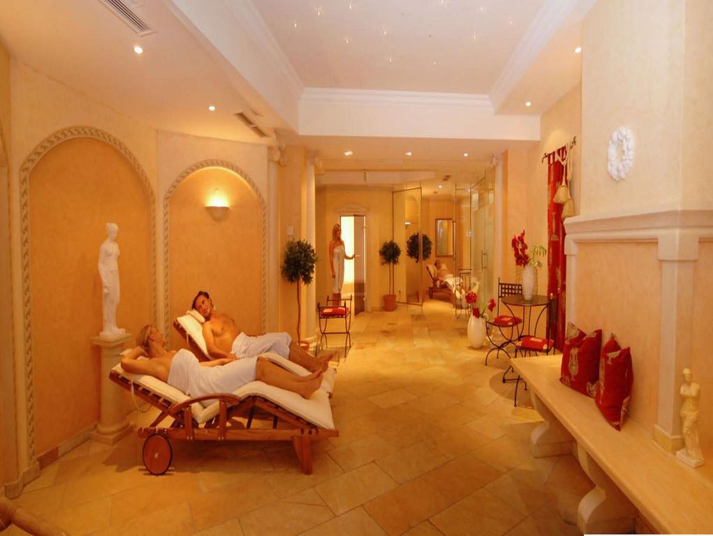 Hotel Vital - Und Wellnesshotel Hanneshof 4*